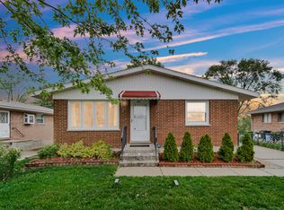 805 Highland Ave, Thornton, IL 60476