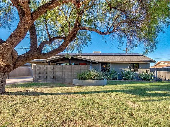 4th image of 2932 E Cholla St
