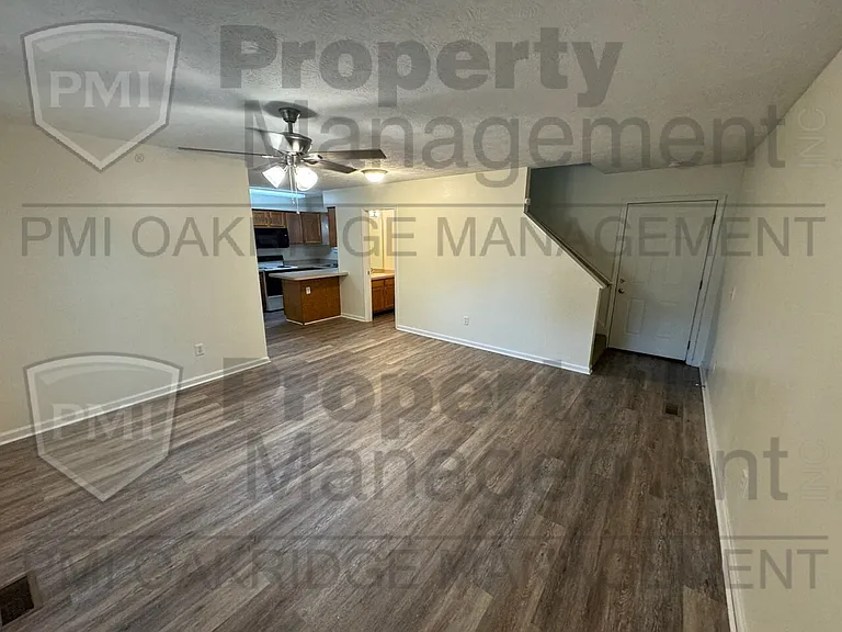 130 Heather Rd #A — Photo 2