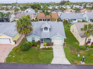 17866 Acacia Dr, North Fort Myers, FL 33917