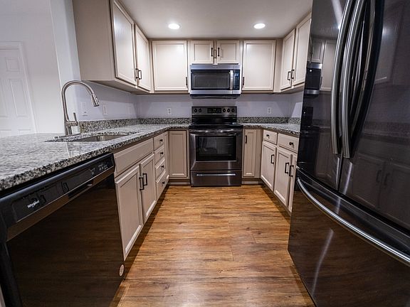 4th image of 3764 S Carlisle Park Pl Unit 3