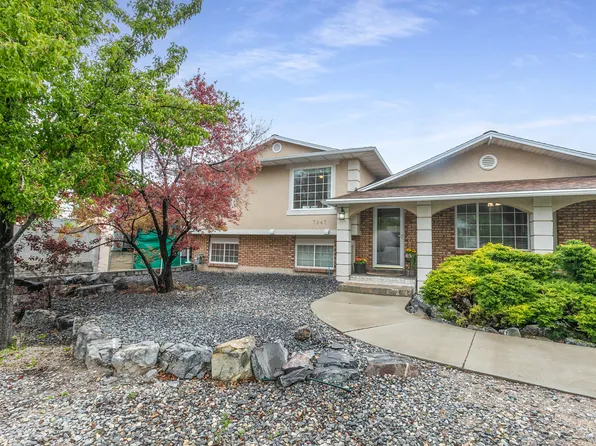 7247 S Wood Green Rd, West Jordan, UT 84084