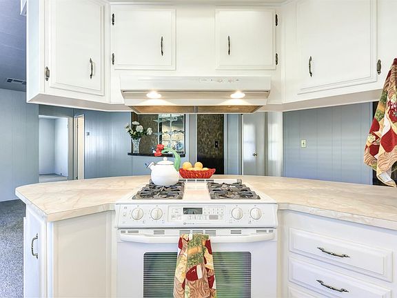 4th image of 6900 Almond Ave #58