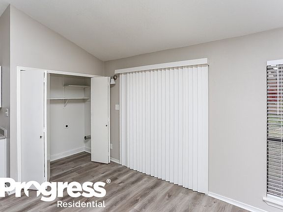 5th image of 3721 Whitefern Dr