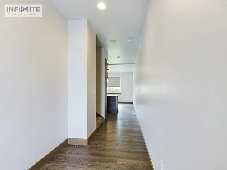 1405 Westwood Cir #C — Photo 7