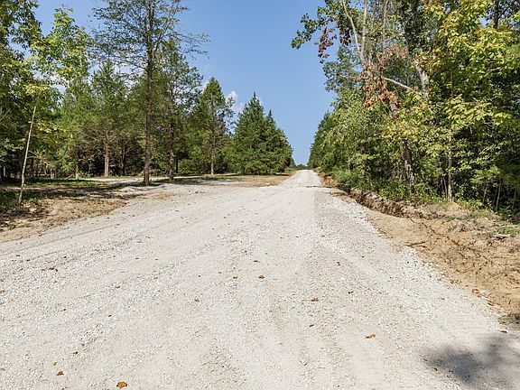 3rd image of LOT 2 Two