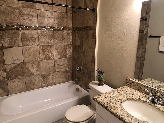 4th image of 8 E Mountain Creek Dr