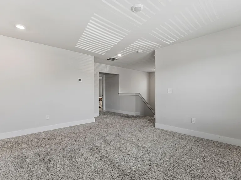 304 Garrison Grove Dr — Photo 27