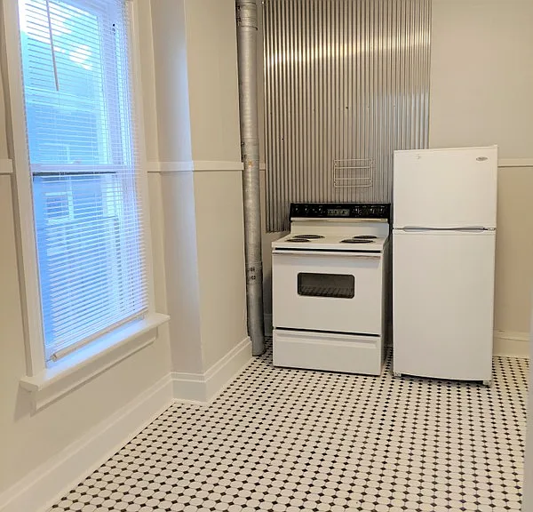 418 E 1st Ave #1 — Photo 8