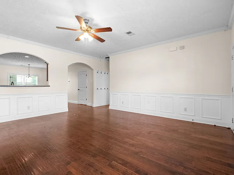 3339 Cotham Ln — Photo 6