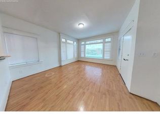 739 E 7th St, Long Beach, CA 90813