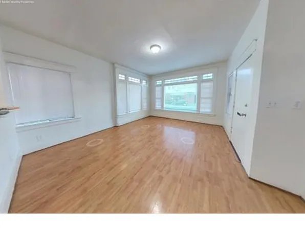 739 E 7th St, Long Beach, CA 90813