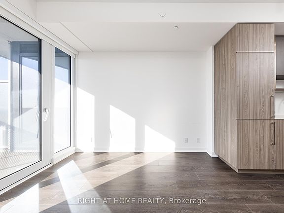 2nd image of 15 Holmes Ave #2503