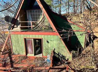 35 Limeberger Creek Rd, Poca, WV 25159