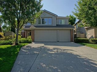 54 Watershore Cir, Sacramento, CA
