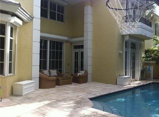 22 Grand Bay Estates Cir, Key Biscayne, FL 33149
