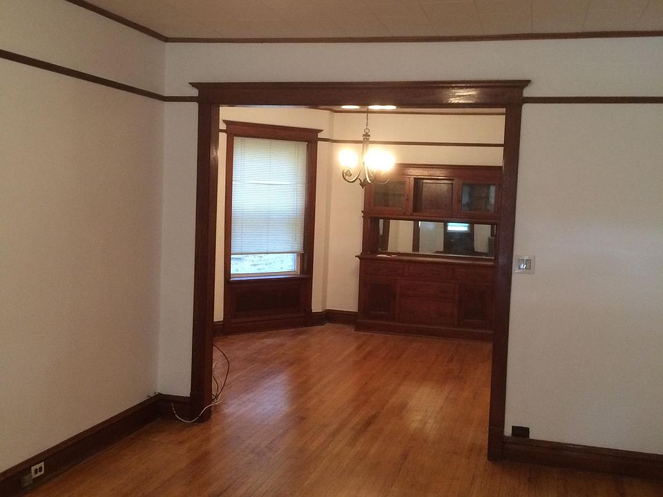 1st image of 4224 N Leavitt St