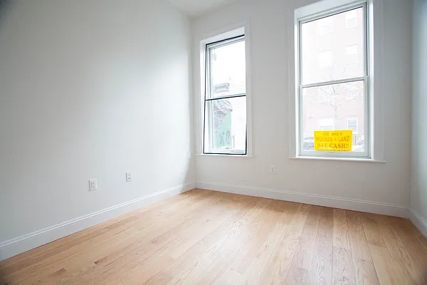 Rented by EXR | media 43