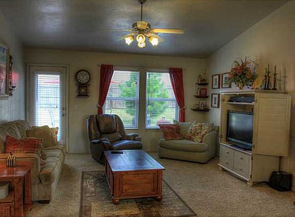 4th image of 10505 Aberdeen Dr