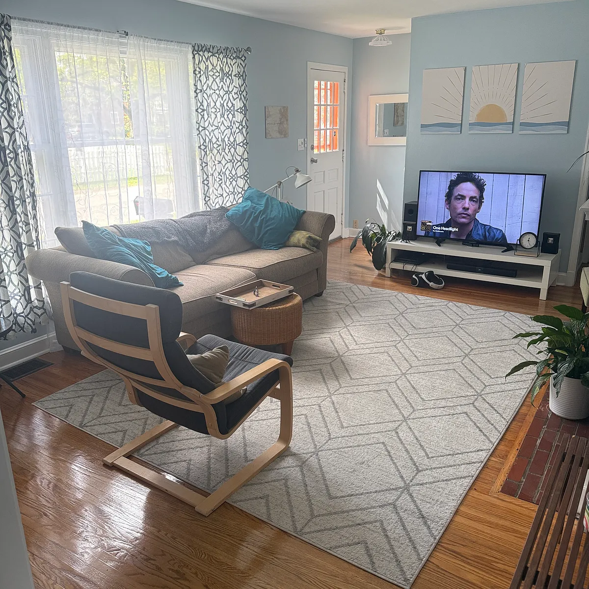 Living room with lots of natural light - 6001 Crittenden Ave