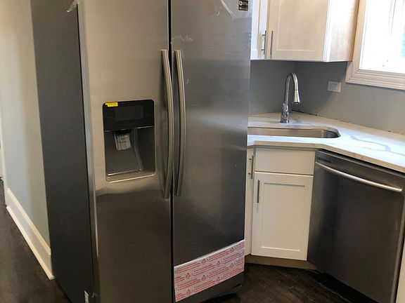 2nd image of 940 N Monticello Ave #2