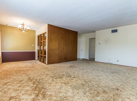 5th image of 7864 La Mesa Way