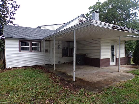 5th image of 960 Lee St