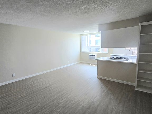 CURRENT INVENTORY!
#205 - HUGE ONE-BEDROOM with ALL NEW KITCHEN & BATHROOM! $1925 with Rent Special: Half-off One Month's Rent!
