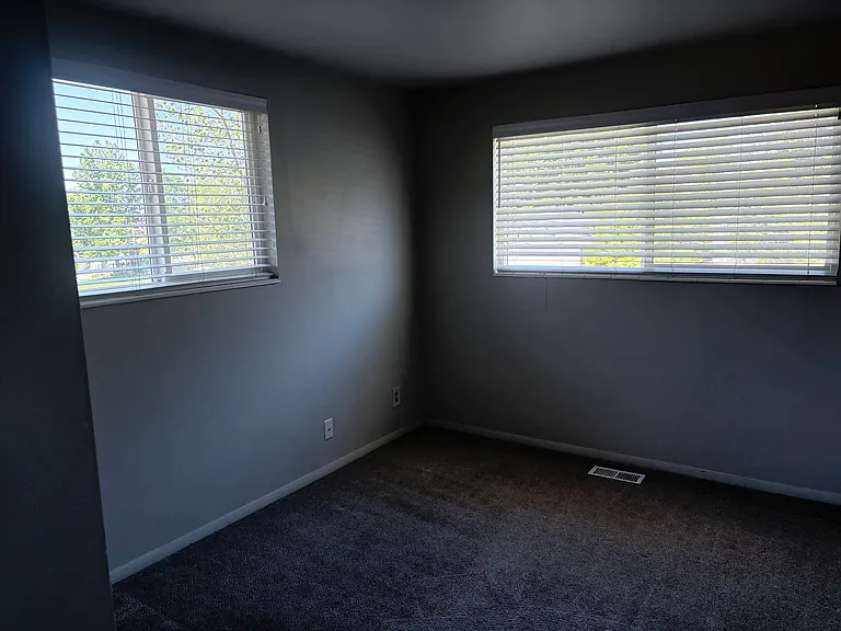 2138 E 6320 S — Photo 13