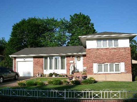 1st image of 34 Fairlawn Dr