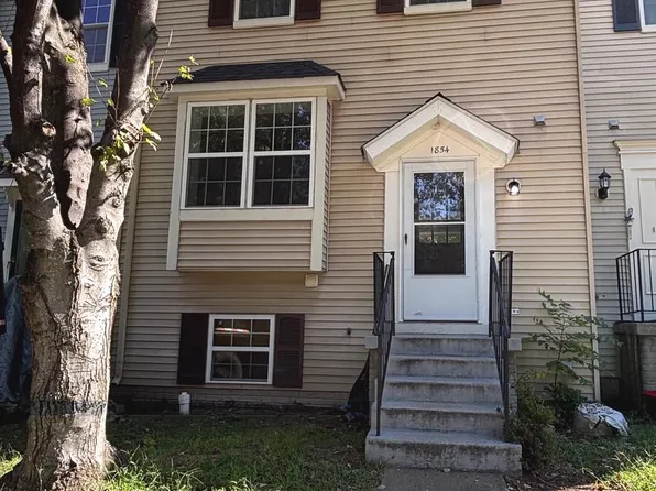 1854 Heather Glen Ct, Woodbridge, VA 22191