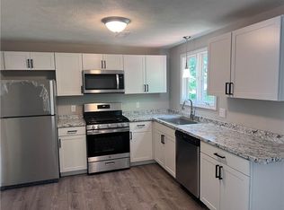 38 Clyde St, West Warwick, RI 02893