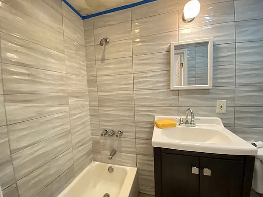 Rented by The InHouse Group | media 11