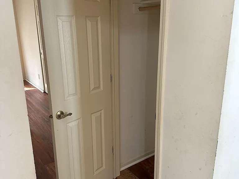 3004 Village Park North Dr — Photo 24