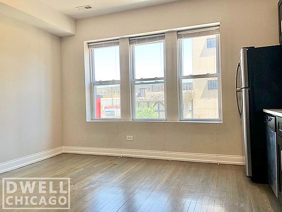 2nd image of 4044 N Milwaukee Ave #4048-2