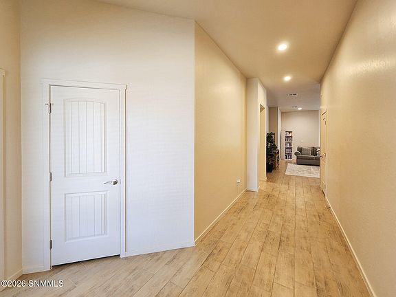 4th image of 4926 Kailasa Dr