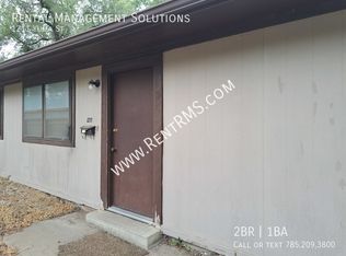 1211 Yuma St, Manhattan, KS 66502
