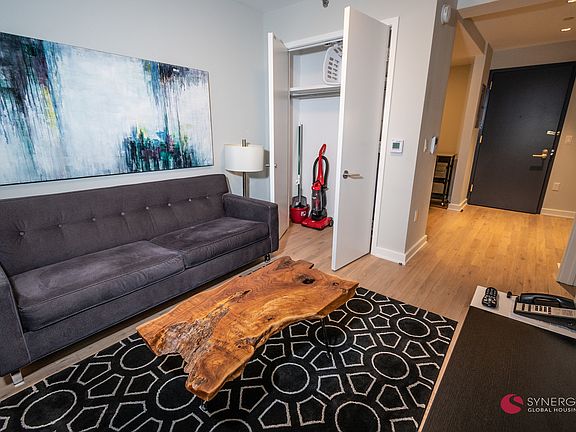 4th image of 232 7th Ave #804
