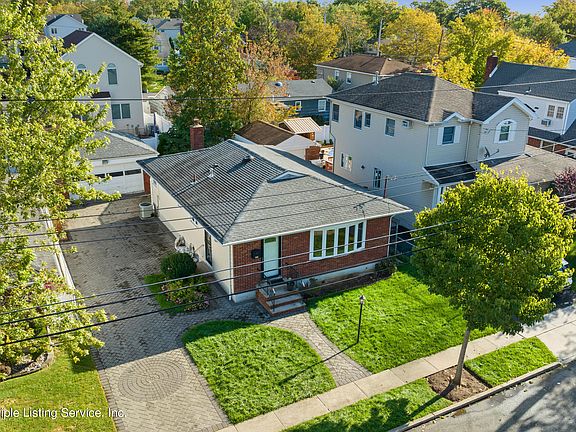 4th image of 393 Winchester Ave