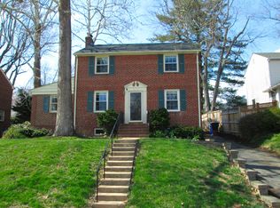 6543 28th St N, Arlington, VA 22213