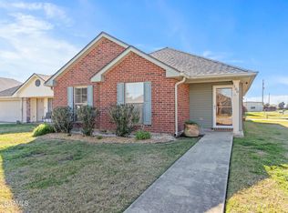 100 Desert Storm Dr, Duson, LA 70529