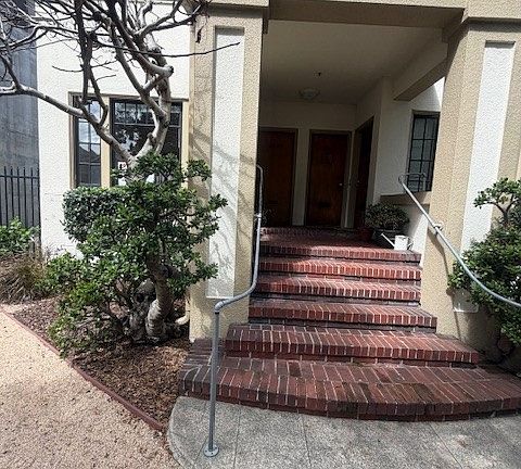 5th image of 2337 Waverly St