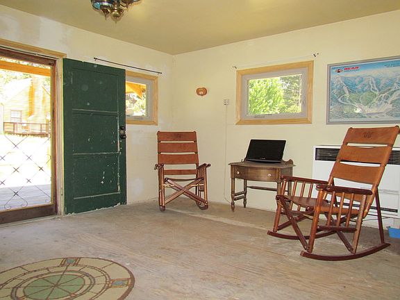 4th image of 40227 Esterly Ln