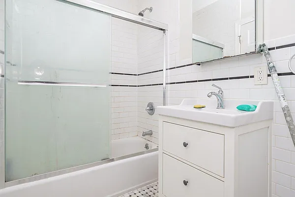 Rented by MySpaceNYC | media 14