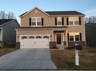 2825 Preston Woods Trl, Lake Saint Louis, MO 63367