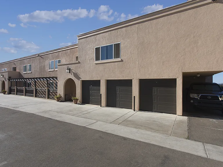 Seaview Terrace — Photo 16