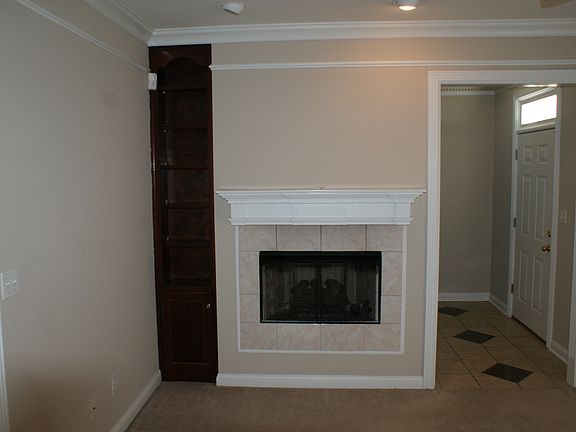 3rd image of 1500 Wind Ridge Ave