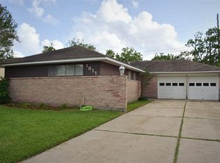 1811 W 11th St, Freeport, TX 77541