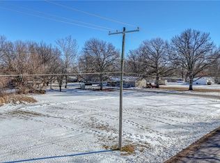 S Olive St, Holden, MO 64040