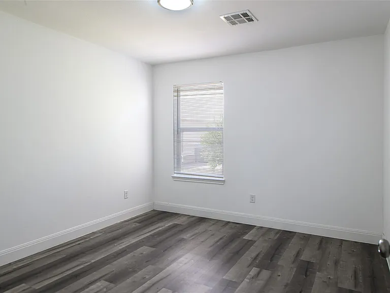 3429 Township Grove Ln — Photo 12